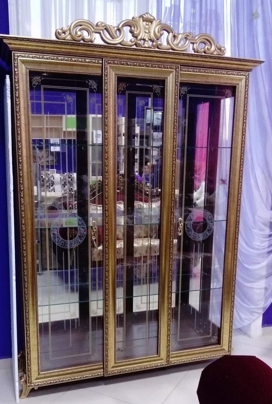 картинка Версаль витрина  ГВ-04  3 дв. Мэри мебель магазин Мебель Легко