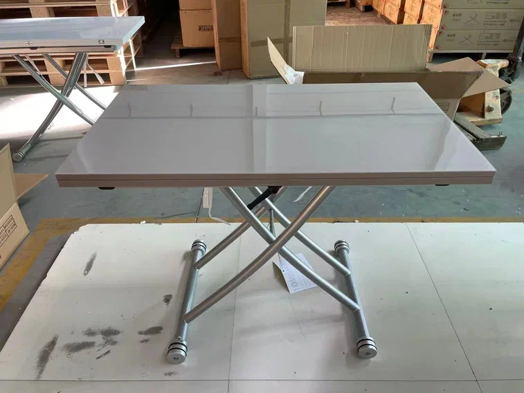 Стол трансформер со стеклянной столешницей