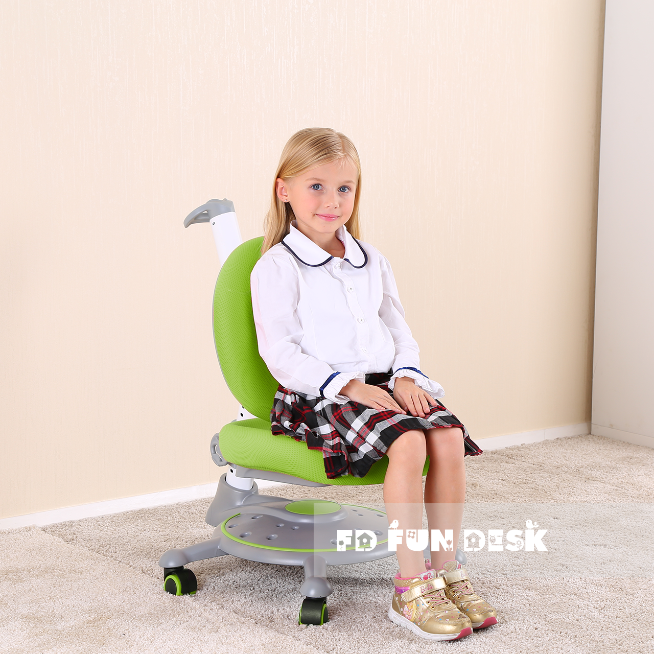 картинка Детское кресло SST1   магазин Мебель Легко