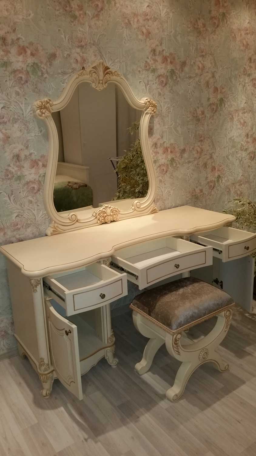 картинка Туалетный стол  Мона Лиза крем магазин Мебель Легко