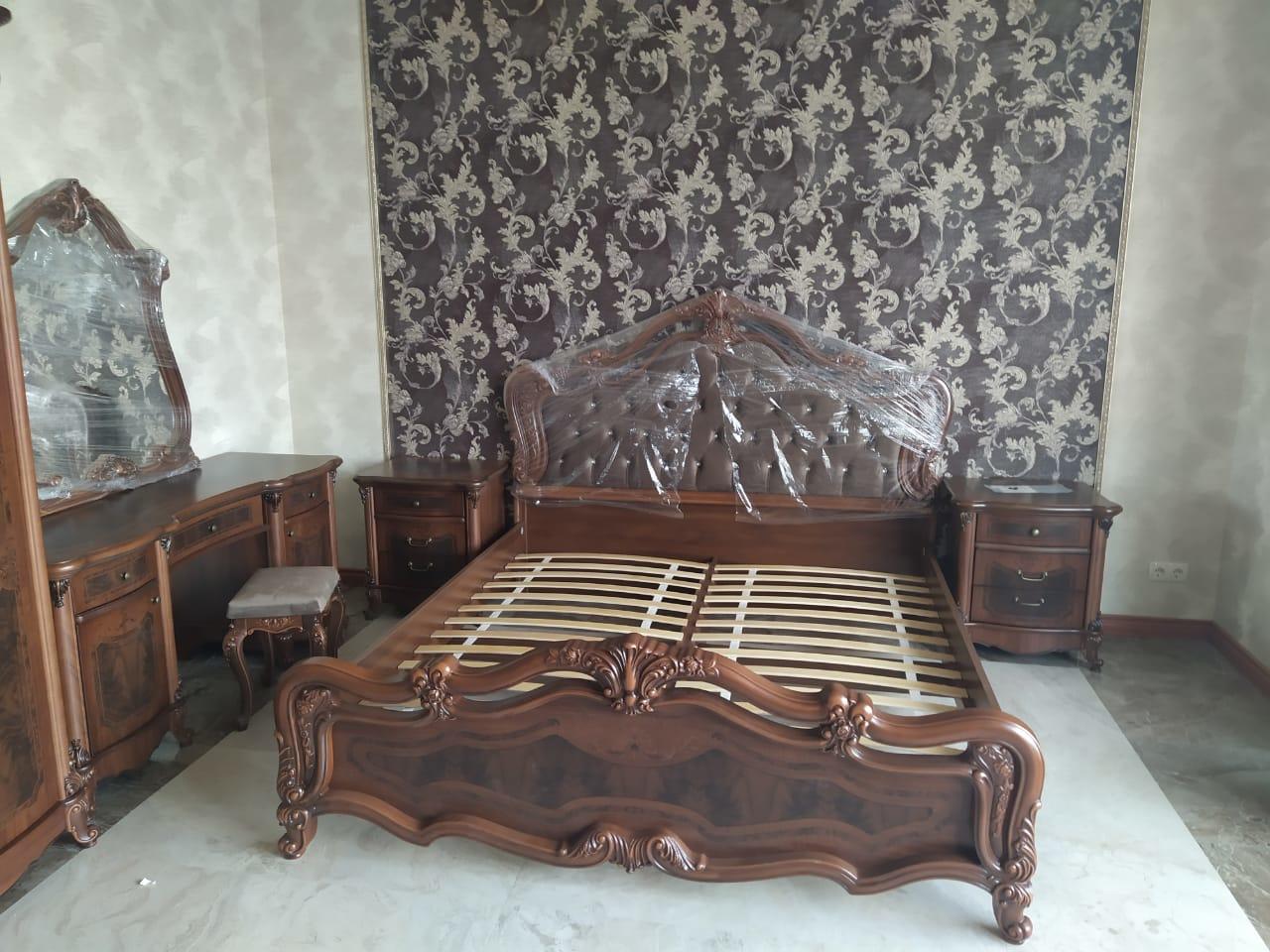 картинка Кровать Илона с мягким изголовьем двуспальная магазин Мебель Легко